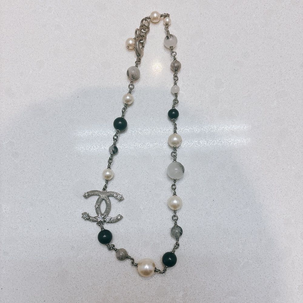 Chanel pearl necklace